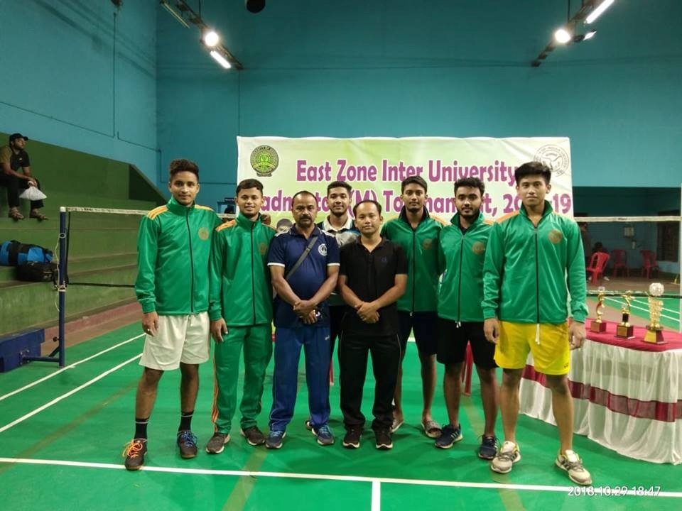 Badminton team-men